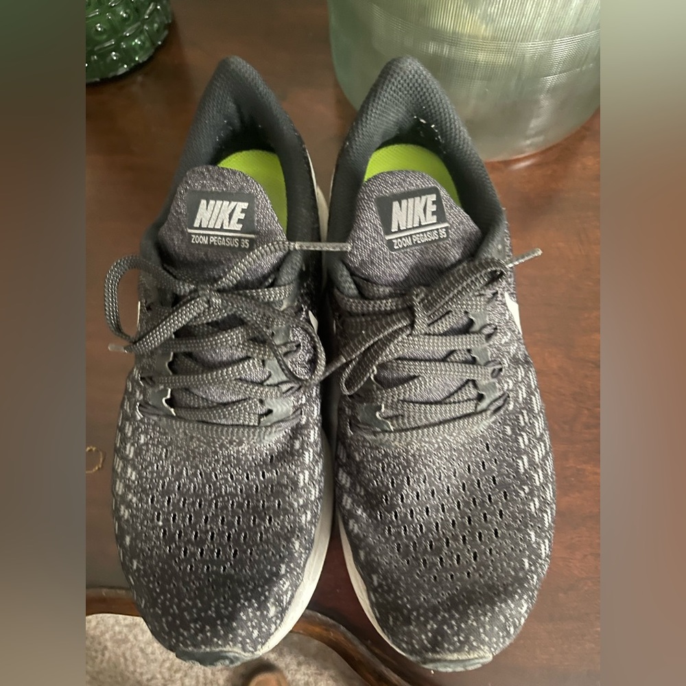 Nike Zoom Pegasus 35 size 7